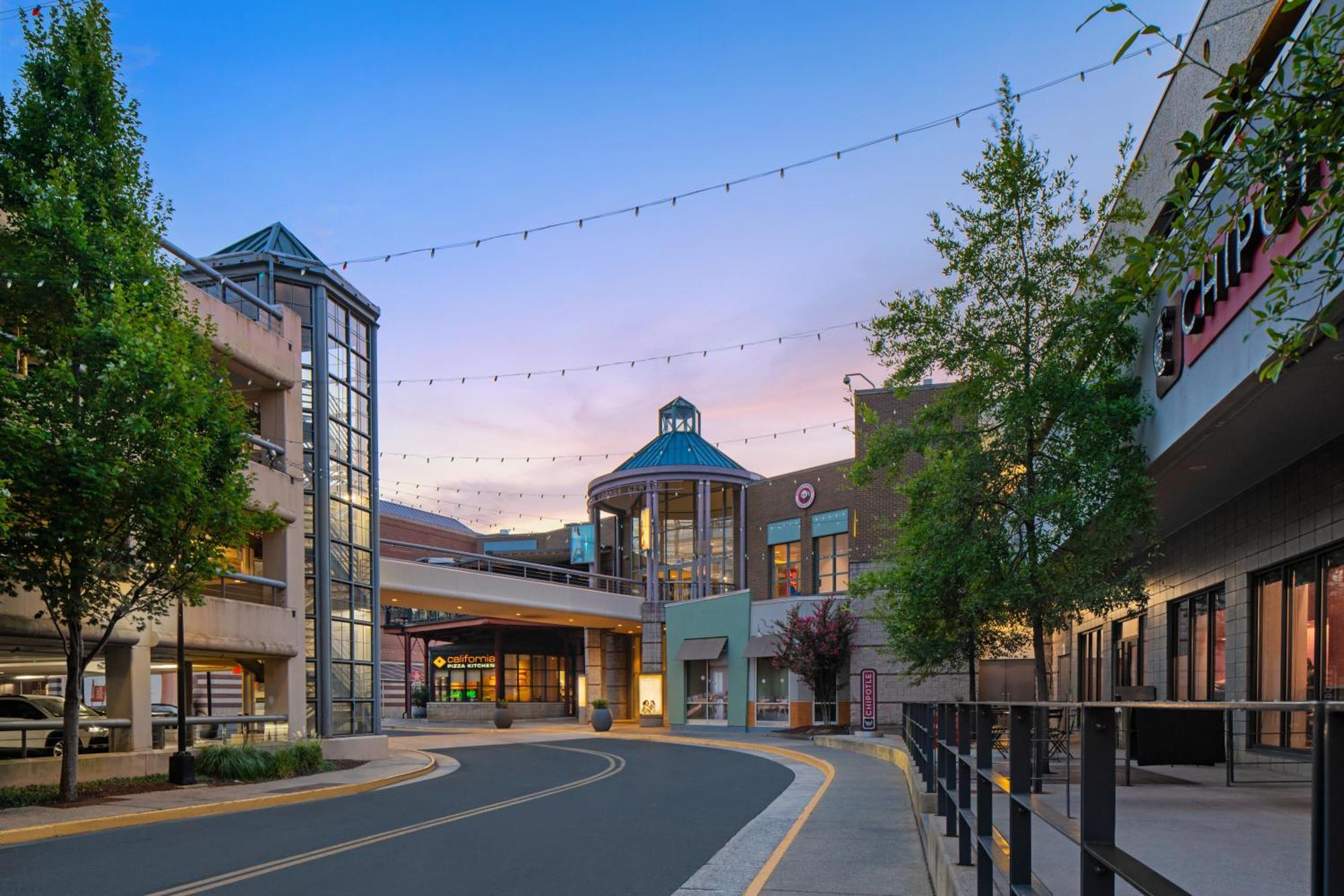 Residence Inn By Marriott Tysons Tysons Corner Exterior photo